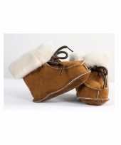 Origineel kraamkado baby slofjes maat speelgoed